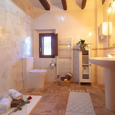 Masia Con Encanto Parar Y Desconectar فيلة *