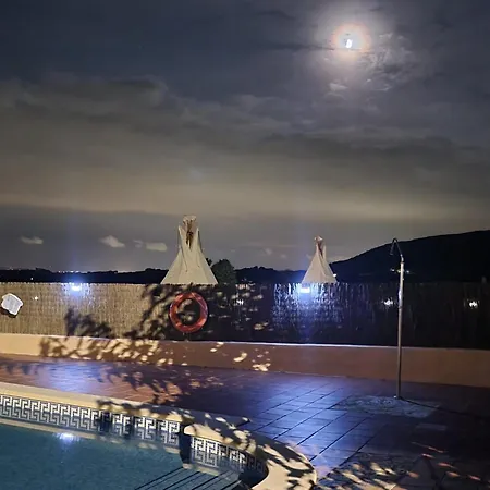 Masia Con Encanto Parar Y Desconectar فيلة *